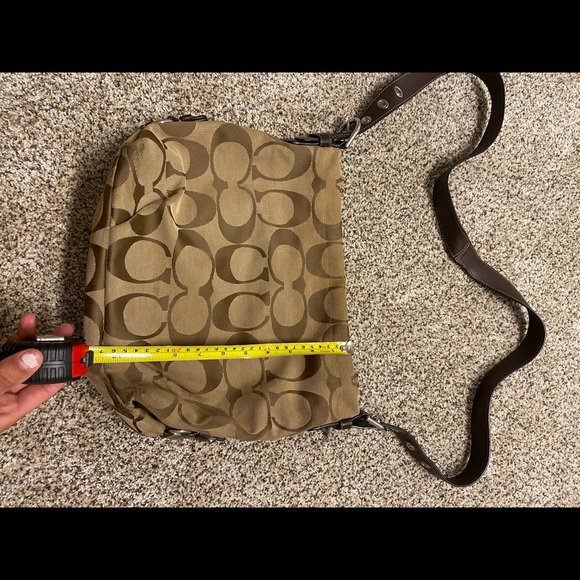 Coach purse - Picture 2 of 6